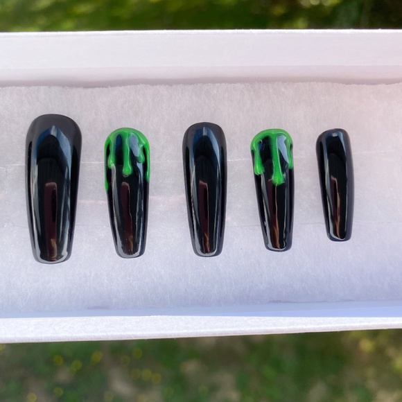 HALLOWEEN LUXURY PRESS ON NAILS - Picture 3 of 5